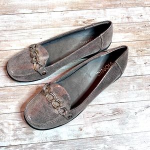 Vionic Silver Loafers with Chain Detail